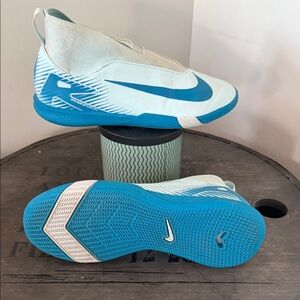 Nike Air zoom Teal and light blue  indoor soccer cleats